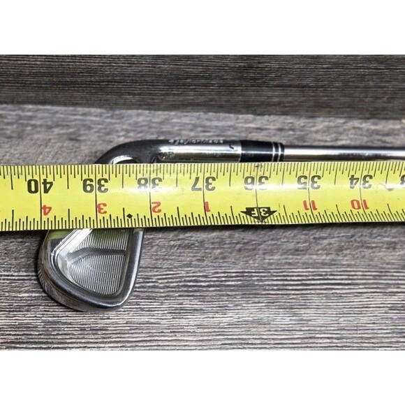 Taylor Made 4 Iron Golf Club - Picture 3 of 11